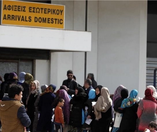 πρόσφυγες ελληνικό