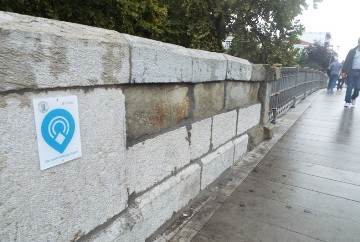 beacons-2-2